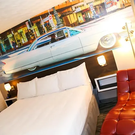 Cadillac Motel Niagara-2