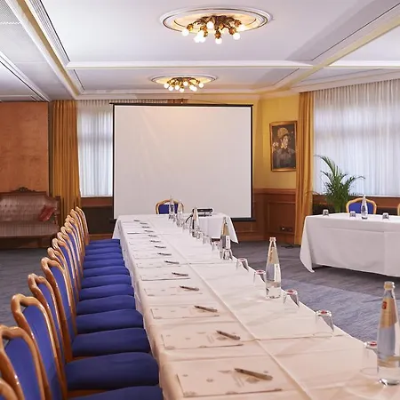Romantik Hotel Goldener Karpfen-3