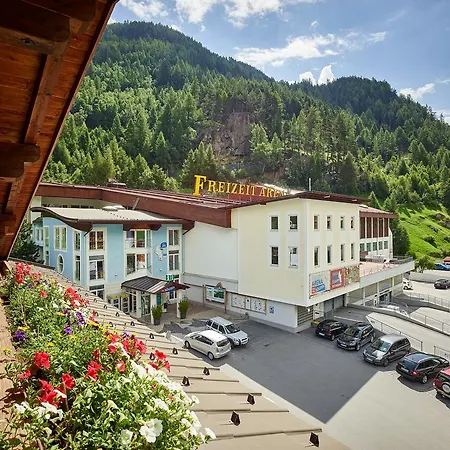 Hotel Das Zentrum-3