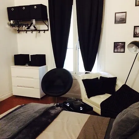 Chambres Dans Guest House Centre Ville-2