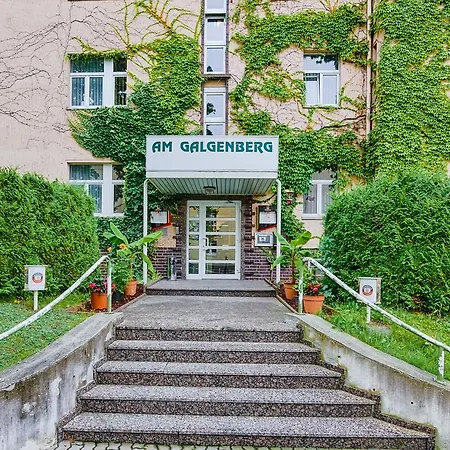 Hotel Am Galgenberg-3