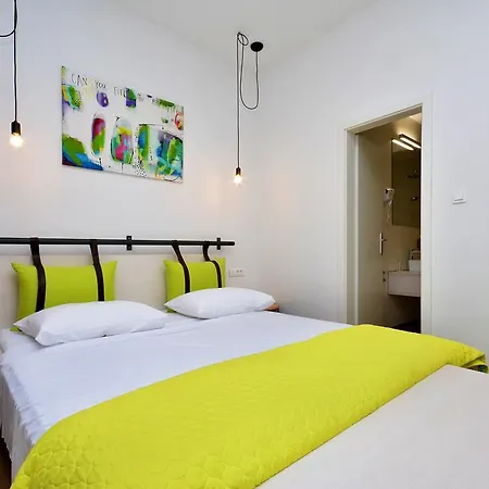 Bonum Rooms-3