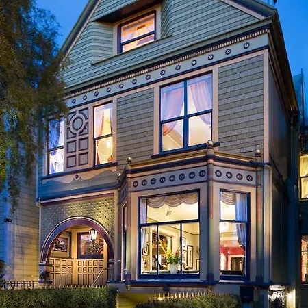 Noe'S Nest Bed And Breakfast-2