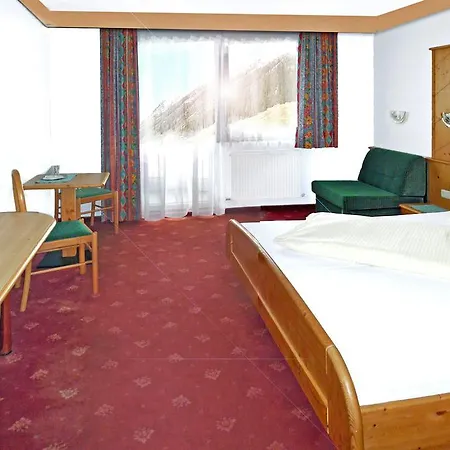 Hotel Germania-3