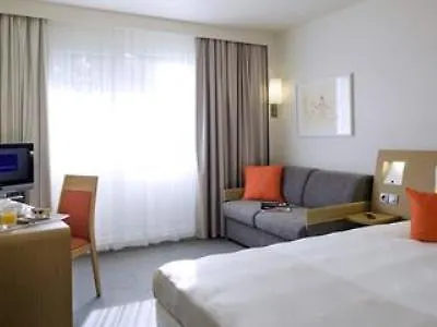 Novotel Orleans Charbonniere-3