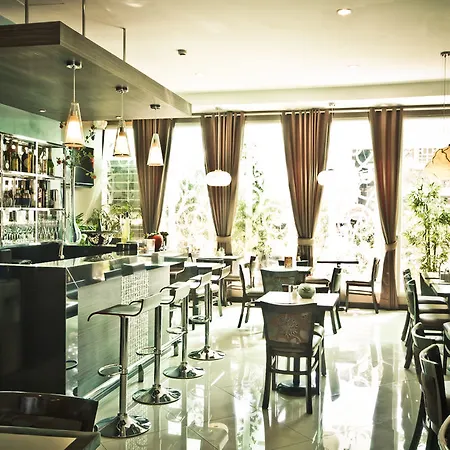 Avitel Hotel-2