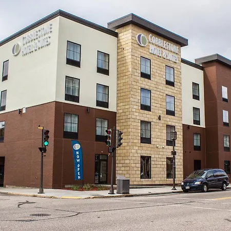 Cobblestone Hotel & Suites - Chippewa Falls-2