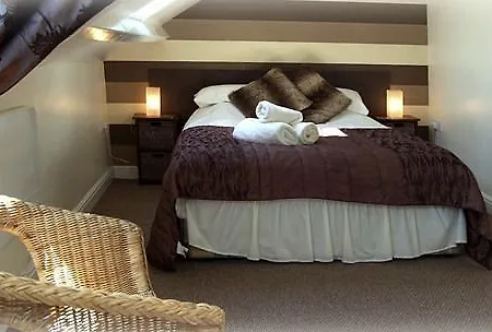 Chiltern Guest House-2