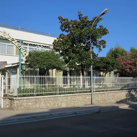 Albergo Little Garden-3