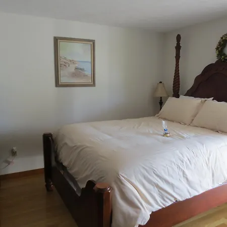 Blue Shutters Inn Carriage House Studios-3