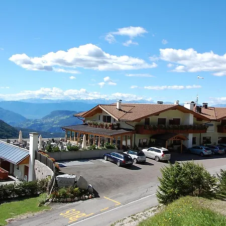 Hotel Gstatsch-3
