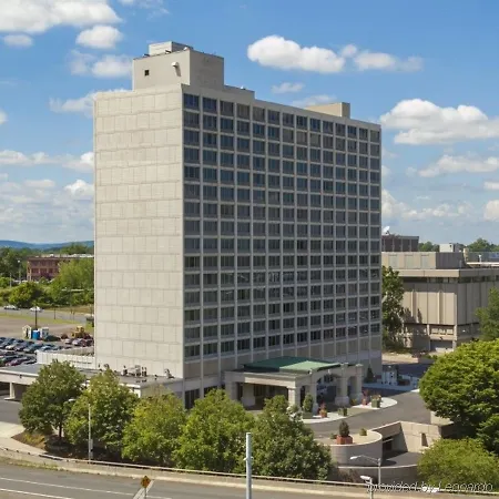 Red Lion Hotel Hartford-2