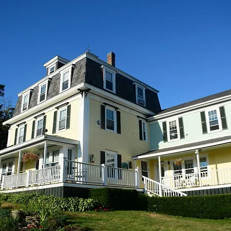 Harbor House Inn-3