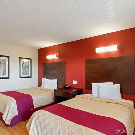 Red Roof Inn Mojave-2