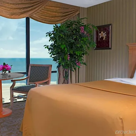 Trump Plaza Hotel & Casino-2