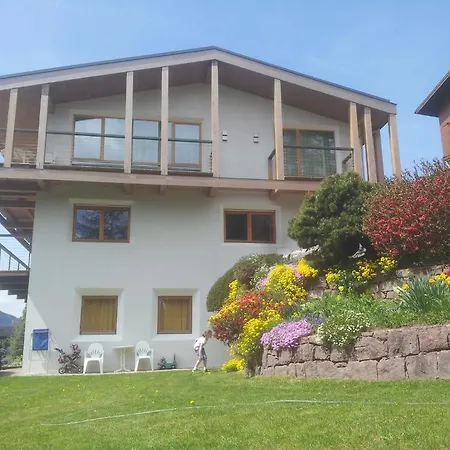 Residence Larciunei-3