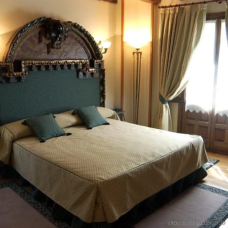 Hotel Alcazar-3