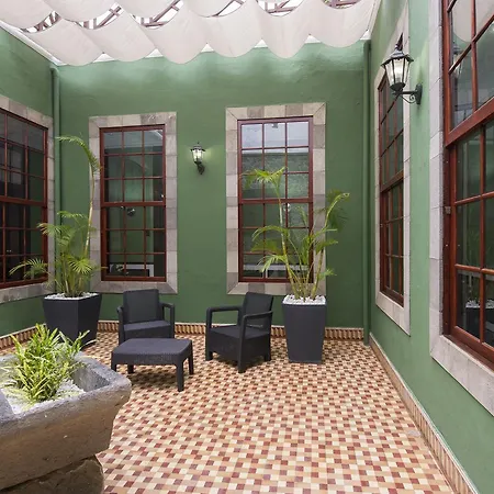 Hotel Emblemático Arucas-2