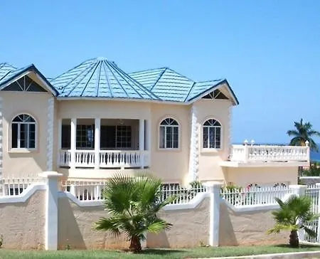 Celebrity Villa Jamaica-3