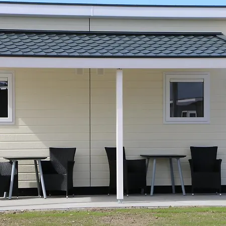 Hotel Chalets Middelburg-3