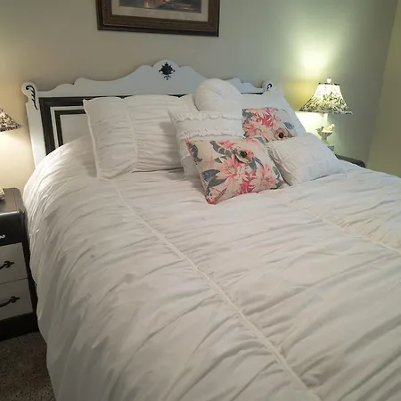 Poppy Sister Inn-3