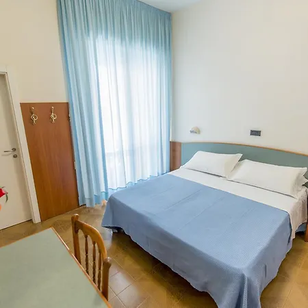 Hotel International-2