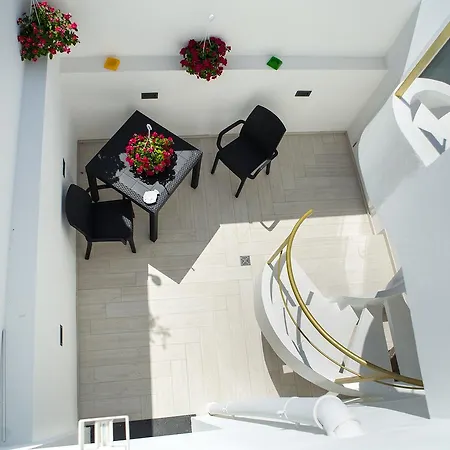 Regina'S Home-3