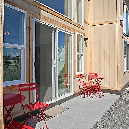 The Vue B&B-2
