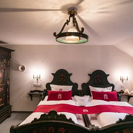 Romantik Hotel Deutsches Haus-3