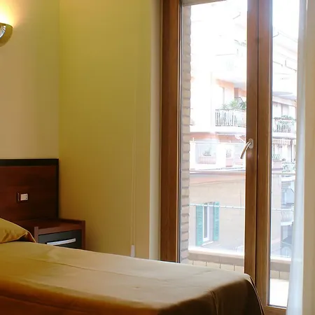 Licia B&B-2