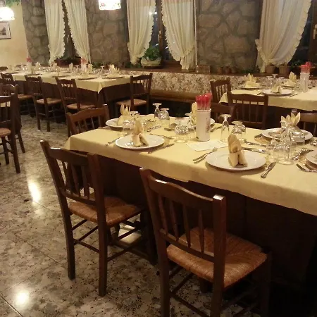 Albergo Capriolo-3