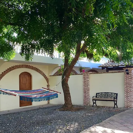 Aparta Hotel Yamilí-3