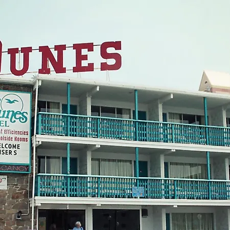 Dunes Court-3