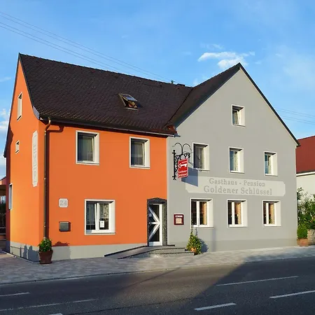 Goldener Schlüssel mit Gästehaus Sina-3