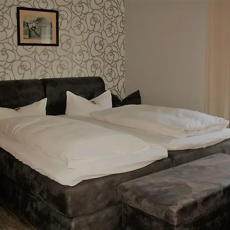 Hotel Schöne Aussicht-2