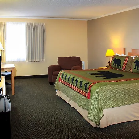 Yellowstone Pioneer Lodge-3