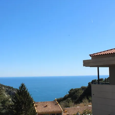Eza Vista-3