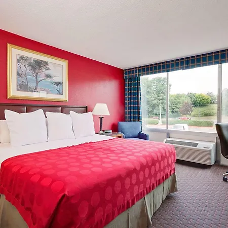 Ramada By Wyndham Fishkill-3