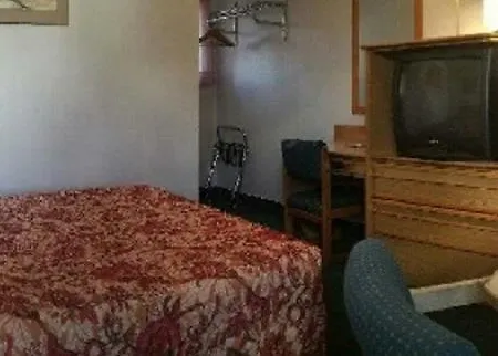 Oregon Trail Motel And Restaurant-3