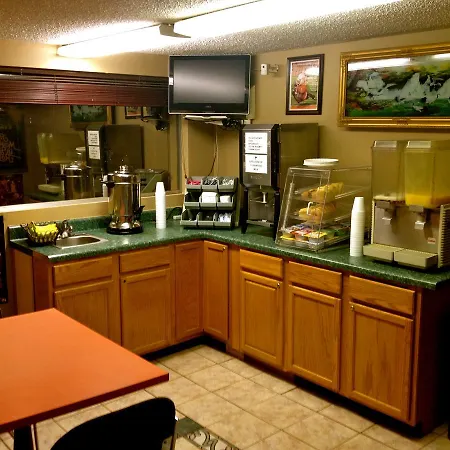 Hwy Express Inn & Suites-2