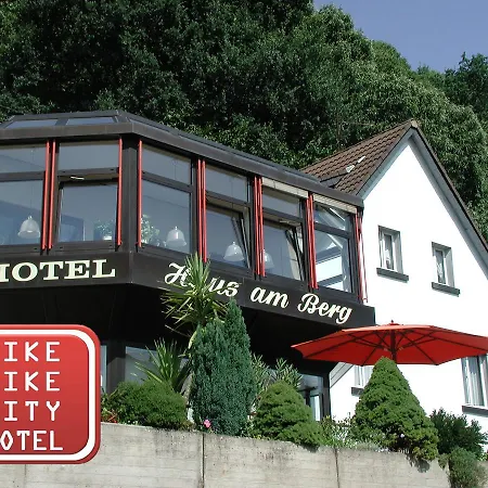 Hotel Haus am Berg-2