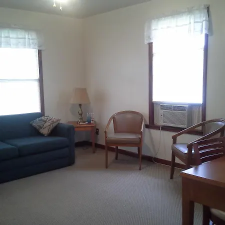 Sunflower Motel-2