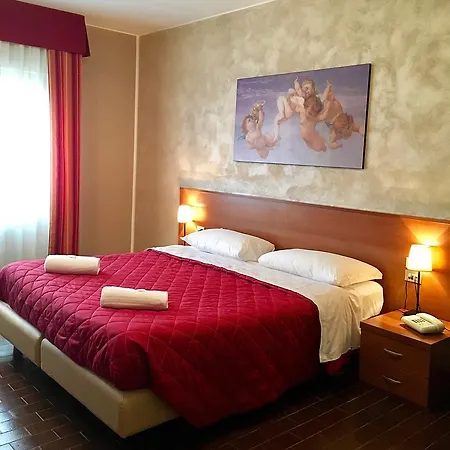 Hotel Forum-2