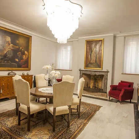 Martins Residence De Luxe-2