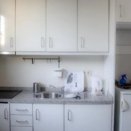 Alameda Guest House 1-3