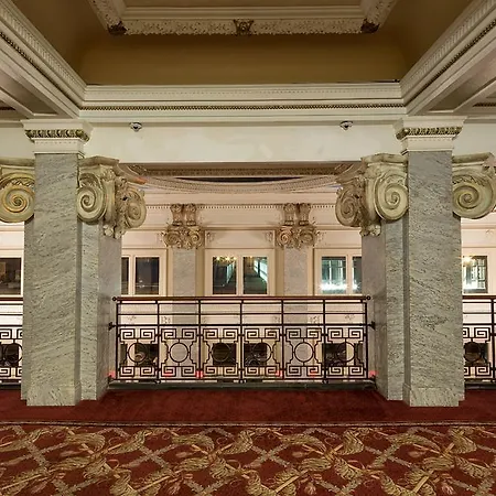 Hotel Bentley-3