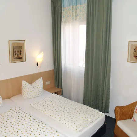 Hotel Goldenes Faß-2
