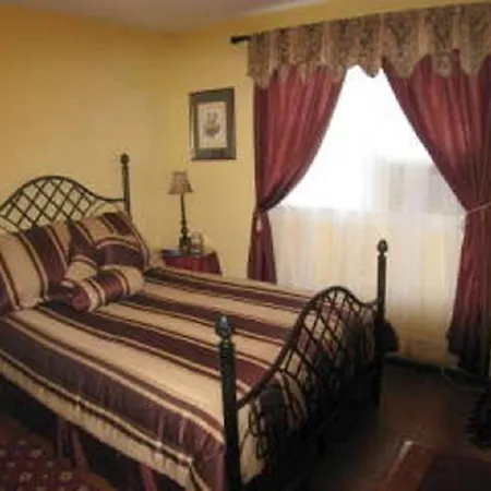 Harbor Gardens Inn-2