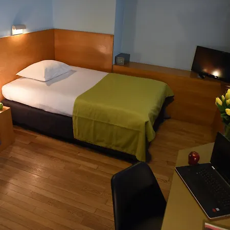 Hotel 322 Lambermont Brussels-3