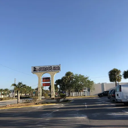 Sunset Inn- Fort Pierce, Fl-2